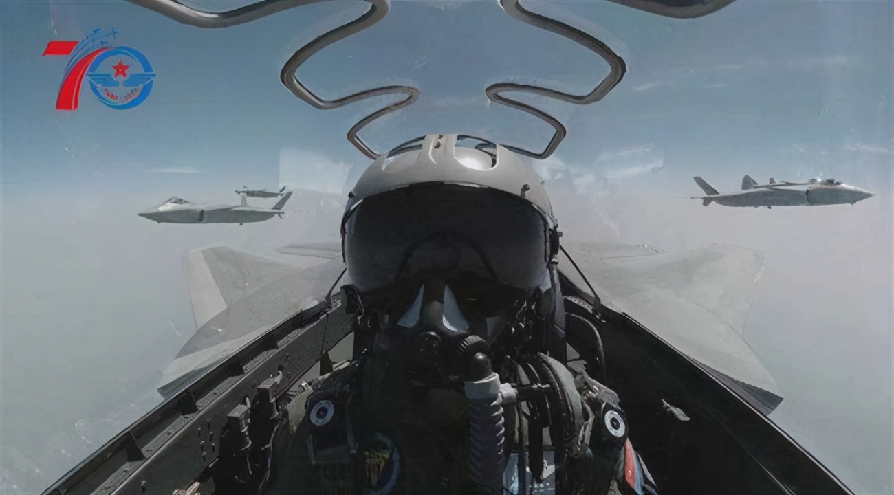 ��-16������ϵ��� ����Ա��װ�˸��ᡢ��ǿ�ġ���è����