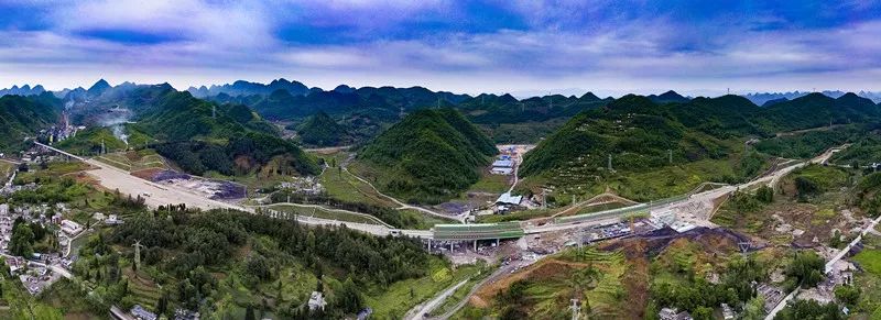贵州首条城铁年底通车，贵阳至六盘水仅需1小时