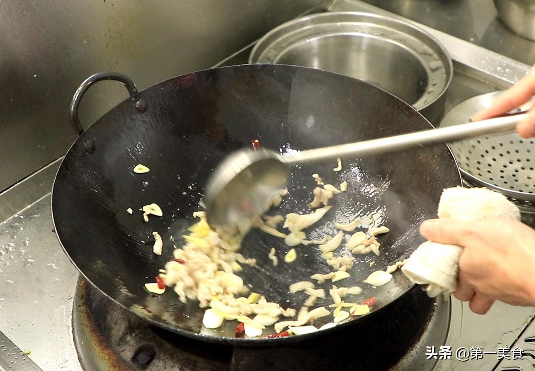 图片[7]-【萝卜豆芽炒肉丝】做法步骤图 厨师长分享正确做法-起舞食谱网