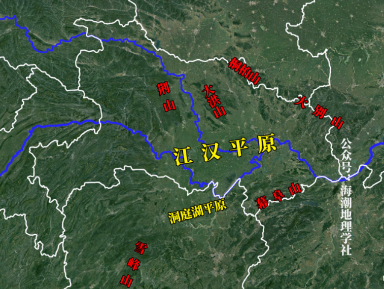 中生代的燕山运动时期,两湖平原的四周发生了强烈的褶皱运动和断裂