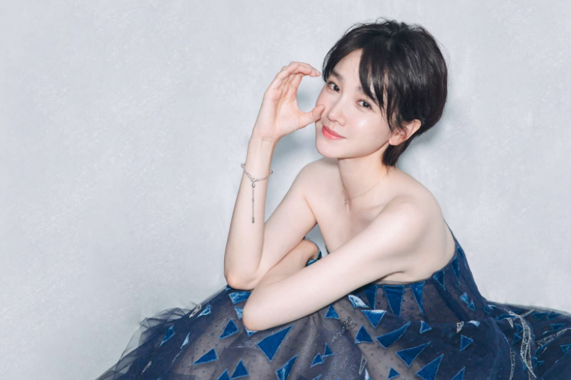 拿孙俪和自己比，陈小纭是想在“黑红”的道路