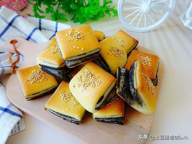 入秋了，早餐点心这么做，暄松柔软，一咬满口香，老少都爱吃