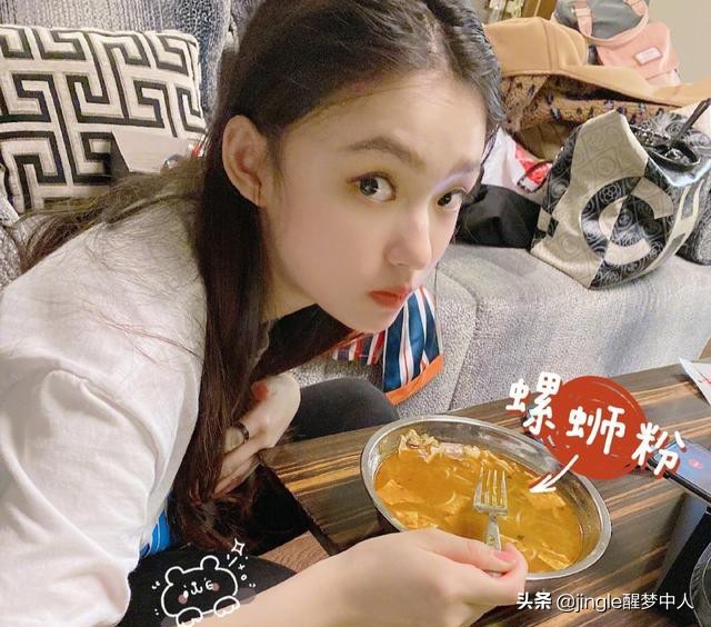 《彼岸花》低调收官，播放2亿次，评分2.9，难怪