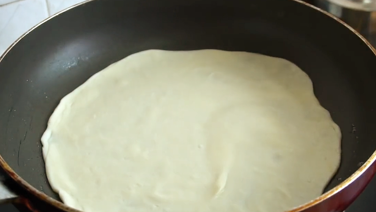 早餐別吃包子了，學會這樣做，一個雞蛋一張餅，營養美味真好吃