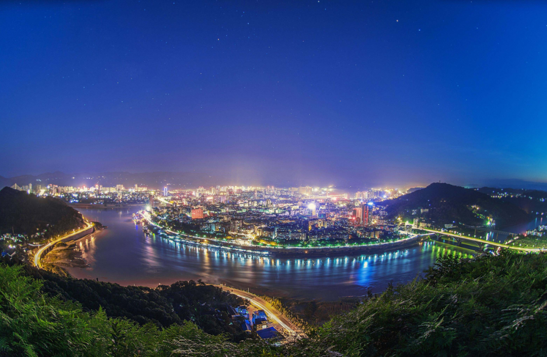 地价涨幅全国“第一”，三线城市宜宾为什么