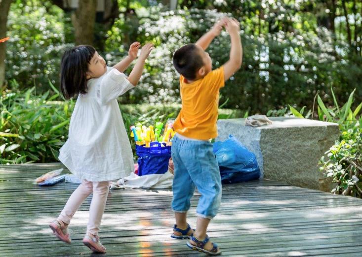 研究发现：脑力超常的孩子，通常有这3个“坏习惯”，家长别干涉