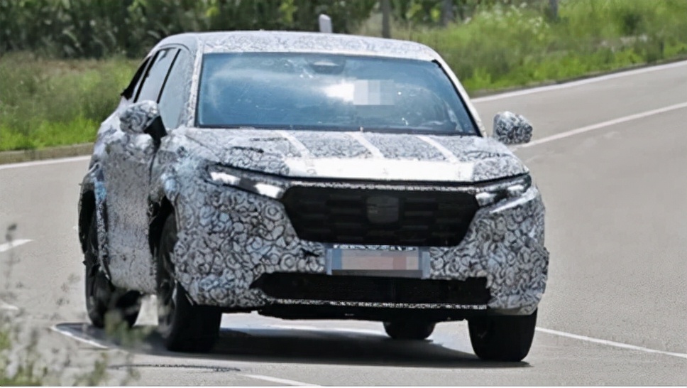 动力不变，外观内饰大变样，全新本田CR-V的路试谍照曝光