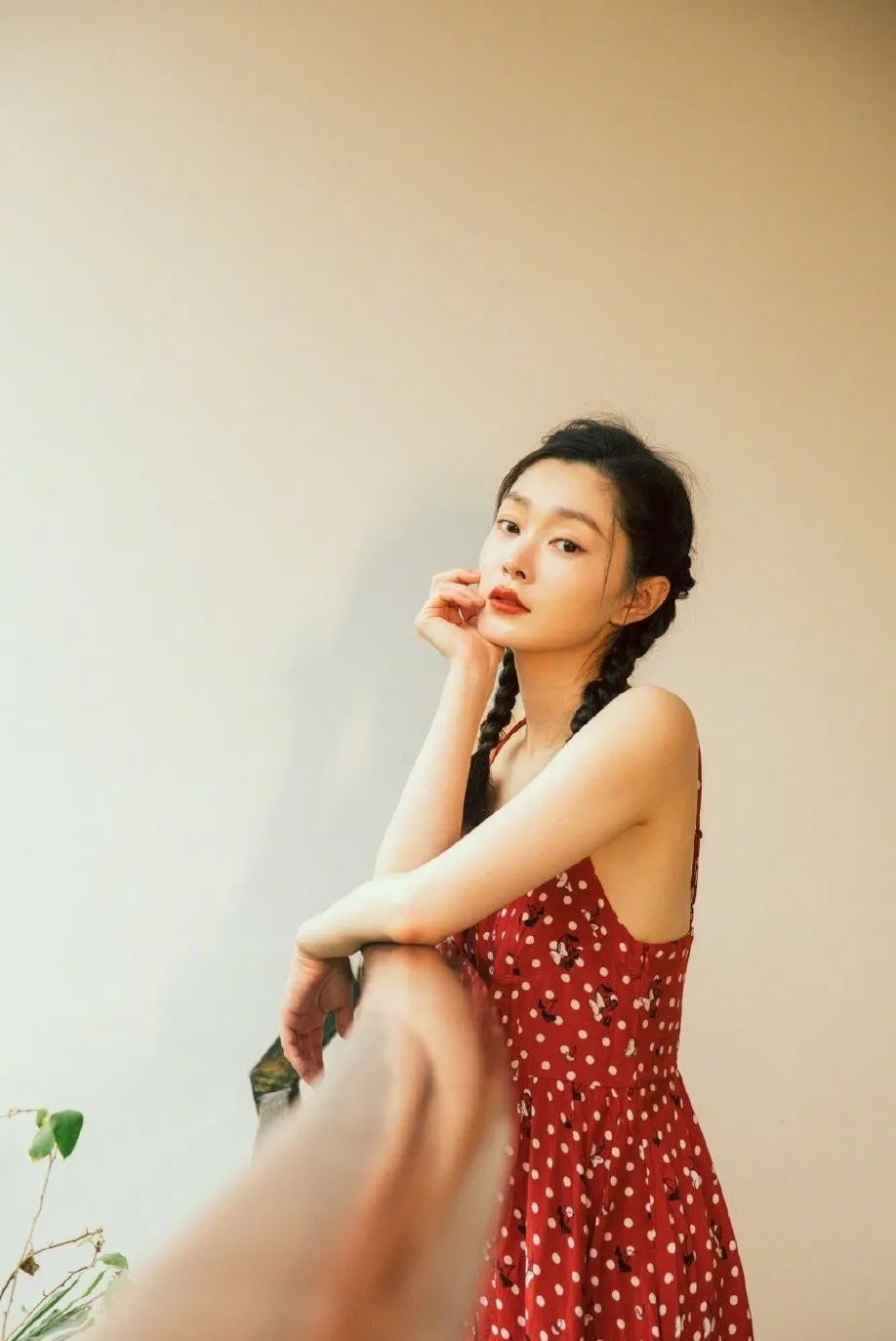 适合春天的复古穿搭,原来李焕英也是复古时髦精