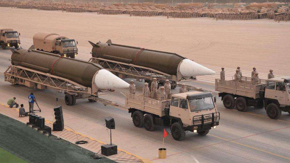 The closest Dongfeng missile was launched: 30 missiles were erected ...