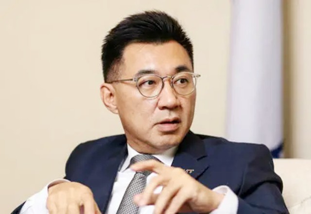 岛内国民党搞响“内战”？洪秀柱：统一不可回避，台独该收手了