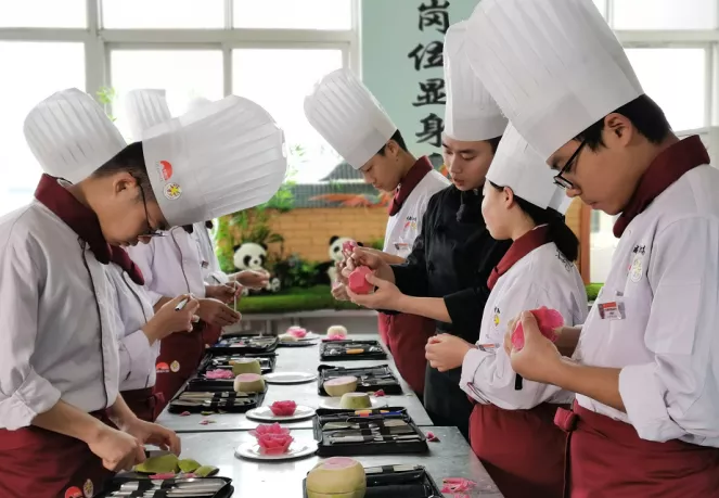 敬请关注 | 广州市旅游商务职业学校粤菜师傅李锦记希望厨师项目