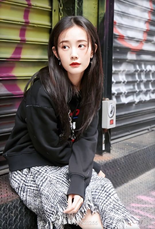 Atlas of Li Yitong sex appeal