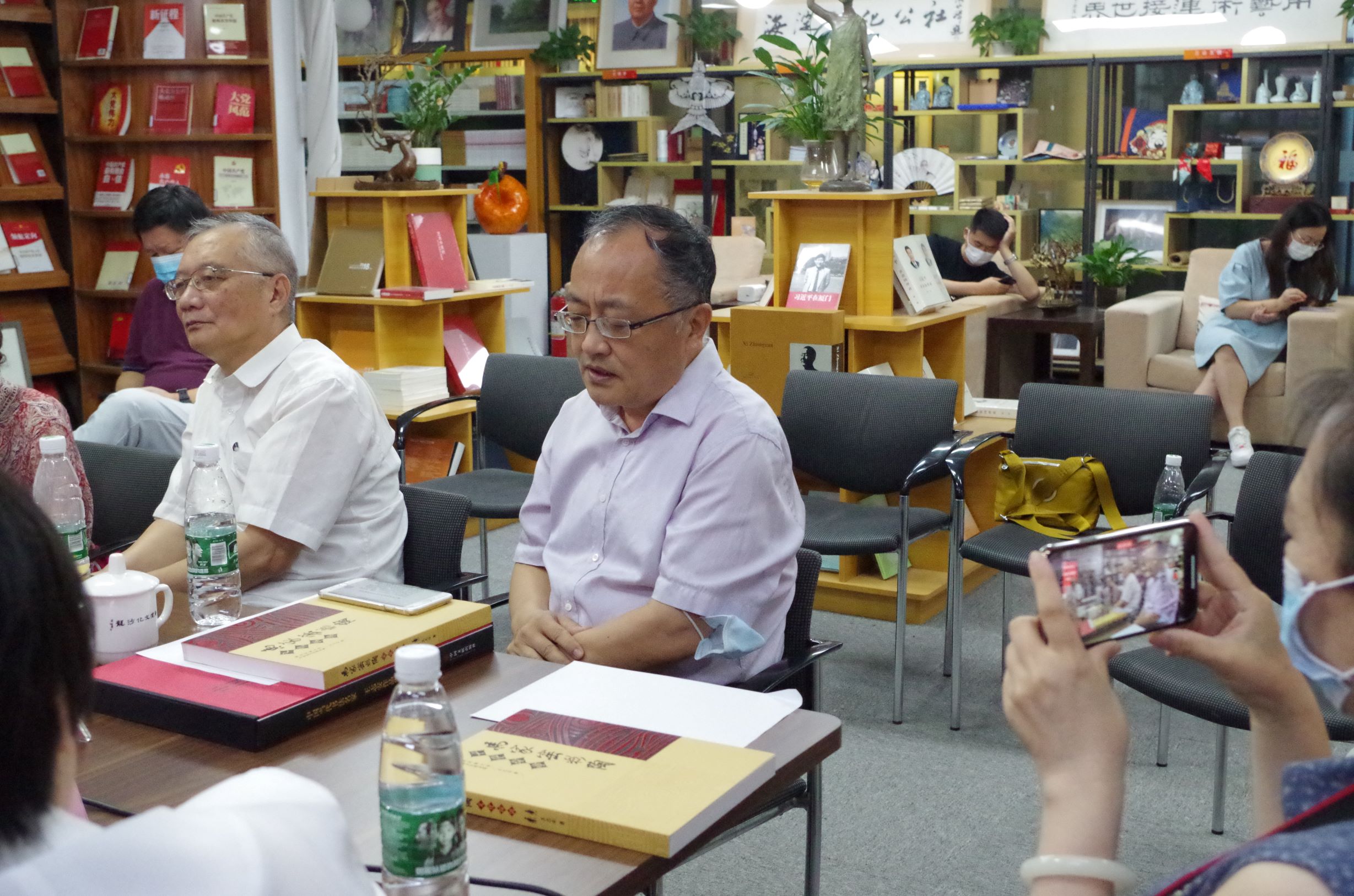 心旅马家窑——五湖散翁王志安书法作品展暨学术研讨会现场