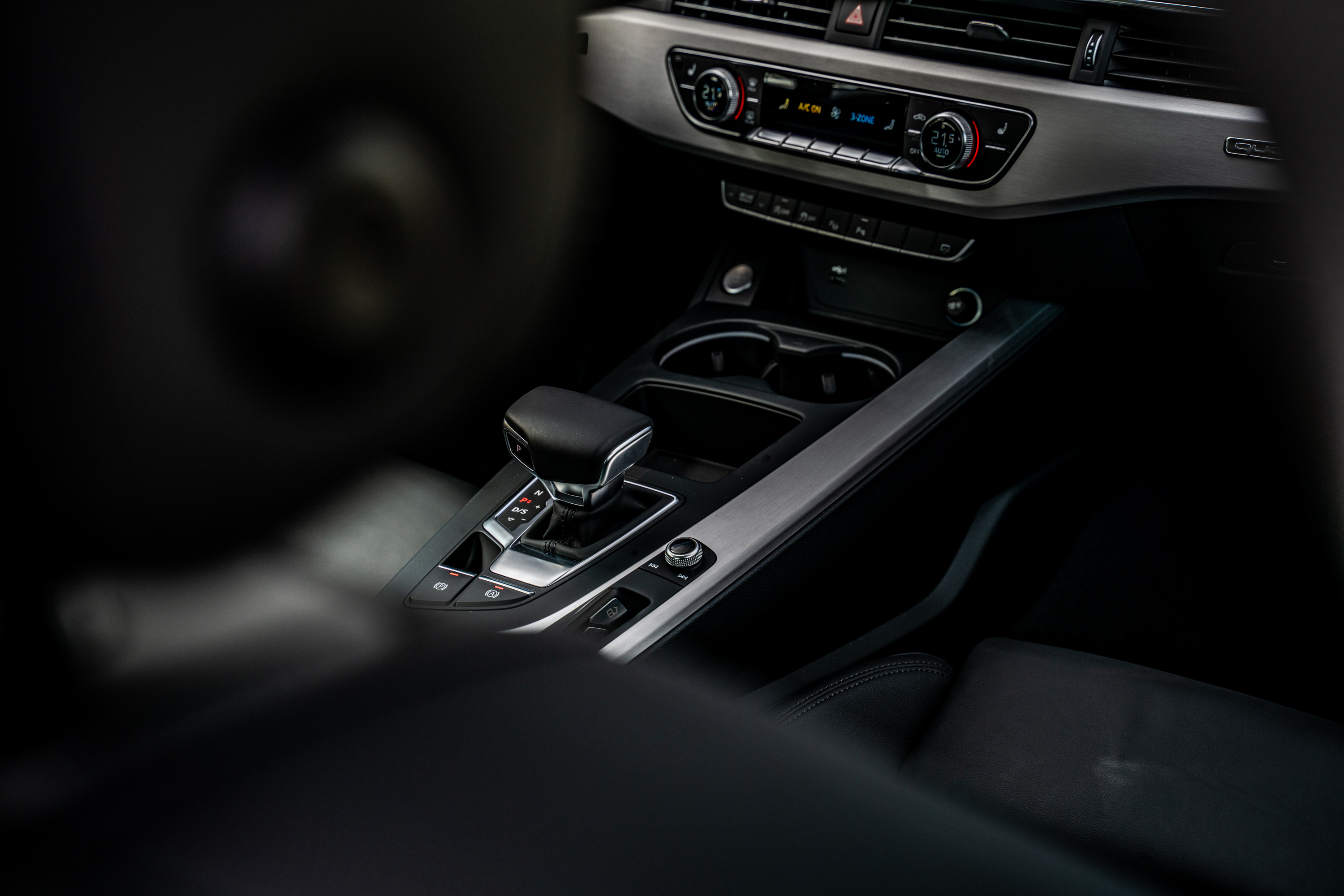 试驾全新奥迪A5，雅痞绅士还是西装暴徒？一切游刃有余