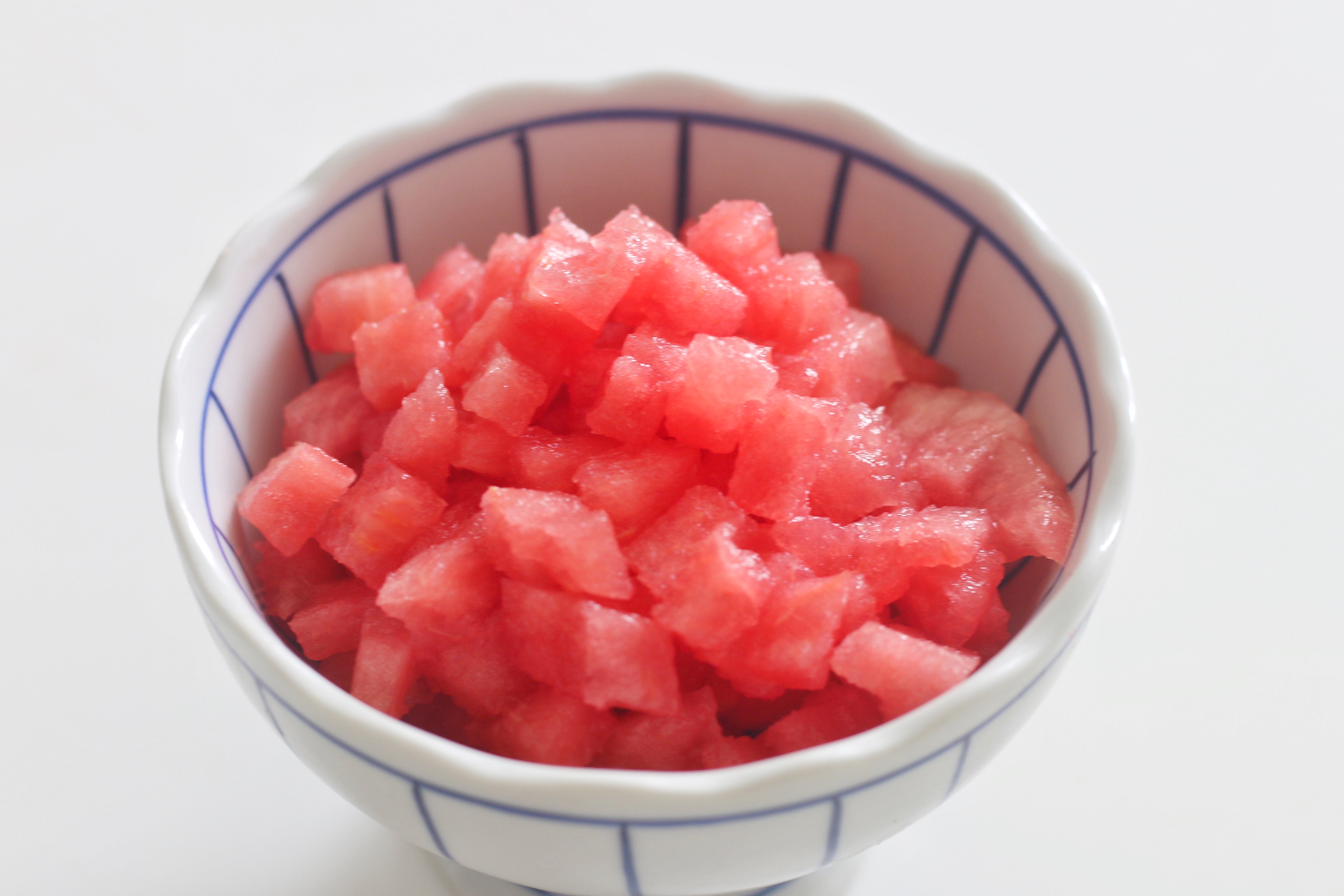 把西瓜做成果冻，冰凉Q弹超解暑，几步就做好，真简单