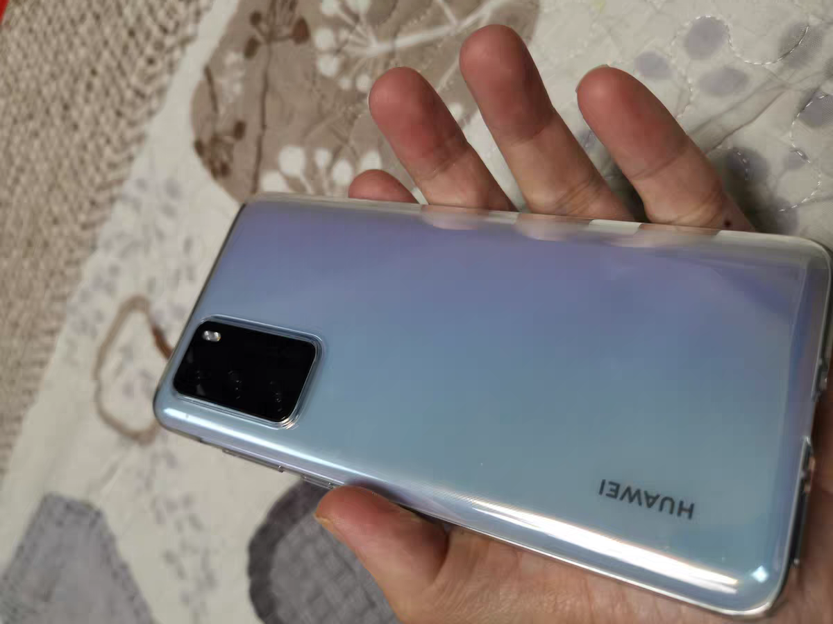 华为发力，麒麟990+徕卡三摄喜迎双十二，降价