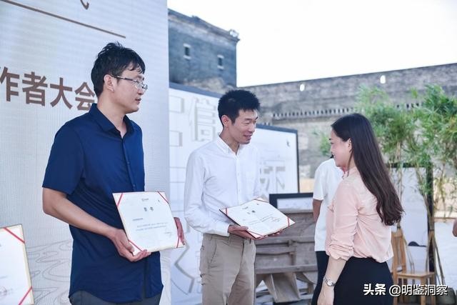 重庆80后神童，放弃国外百万年薪，回国下农村，