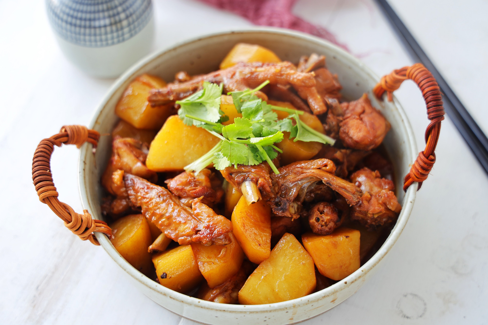 小寒快到了，比羊肉便宜，比猪肉营养，简单炖一锅，滋补又暖身