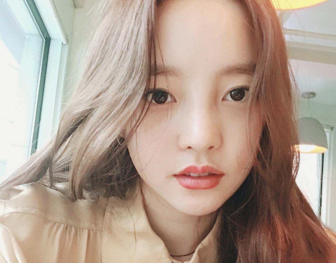 大快人心！具荷拉母亲败诉，需补偿兄妹二人千