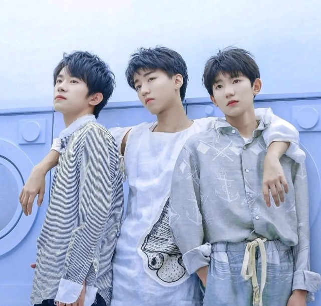 Spring battle array of late couplet platoon is too giant: 3 top shedding show 1000 royal seal personally, hot cling to wear formerly like blue green grass