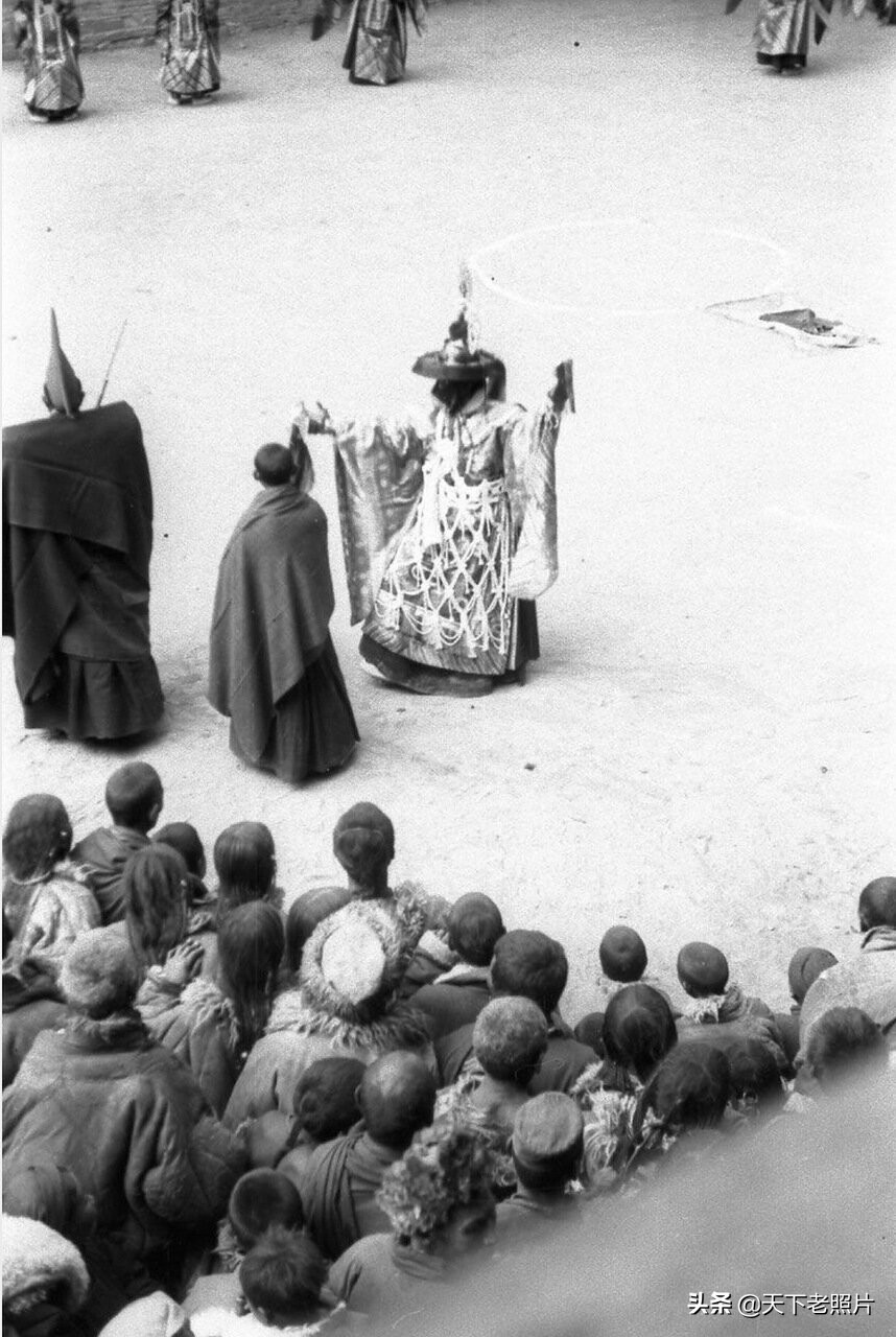 1932年 甘肃夏河拉卜楞寺喇嘛祭祀仪式实拍