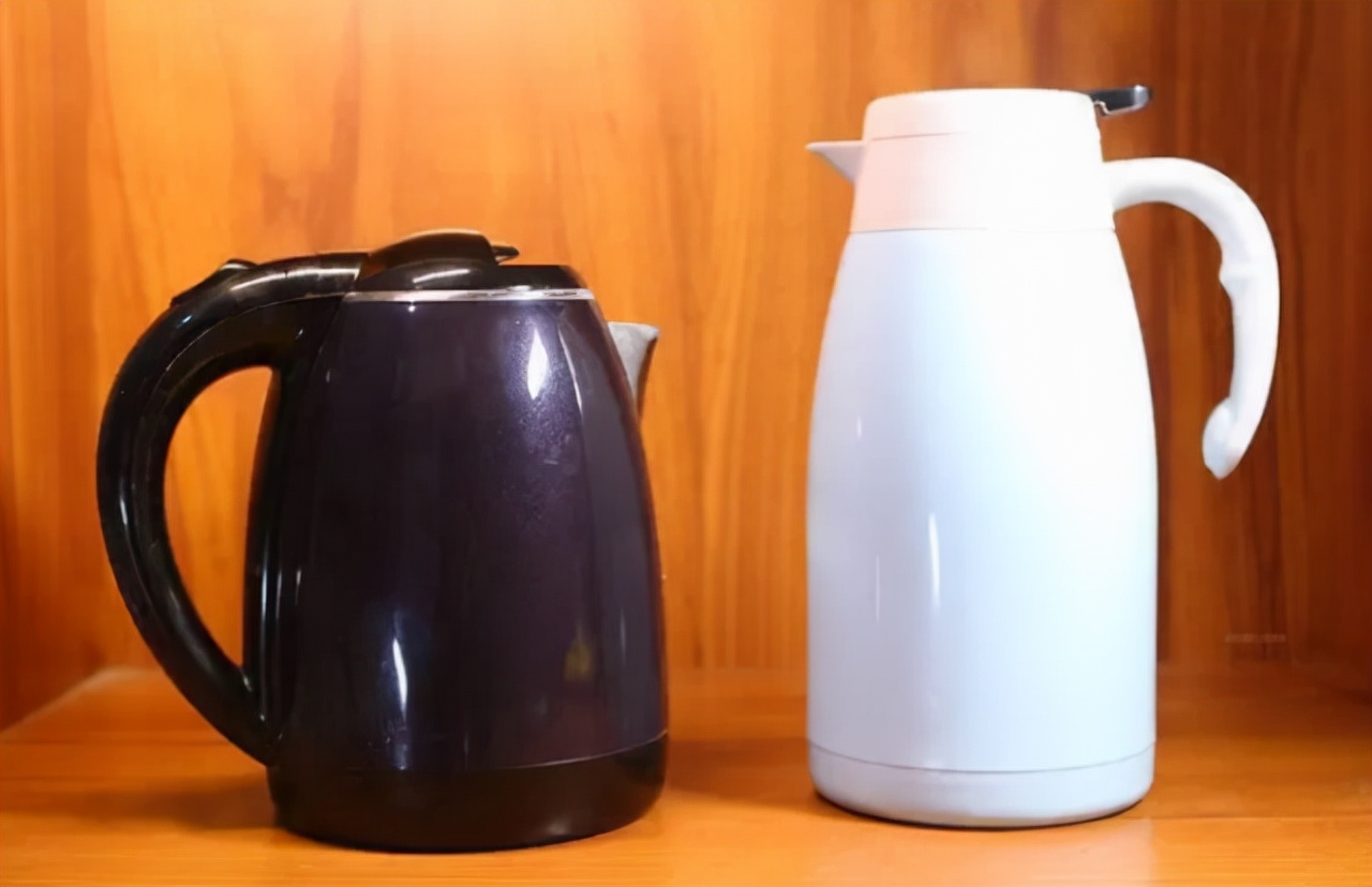 What effect does drinking water boiled in the "electric kettle" have on the body for a long time