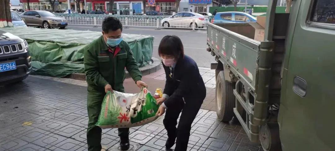 心系一线送温暖 慰问职工暖人心 河北瑞兆激光开展春节慰问活动