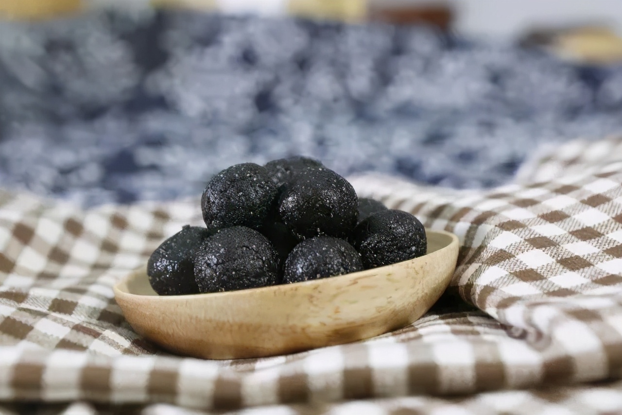 Why can black sesame seeds be Ufa?Does eating black sesame pill gain