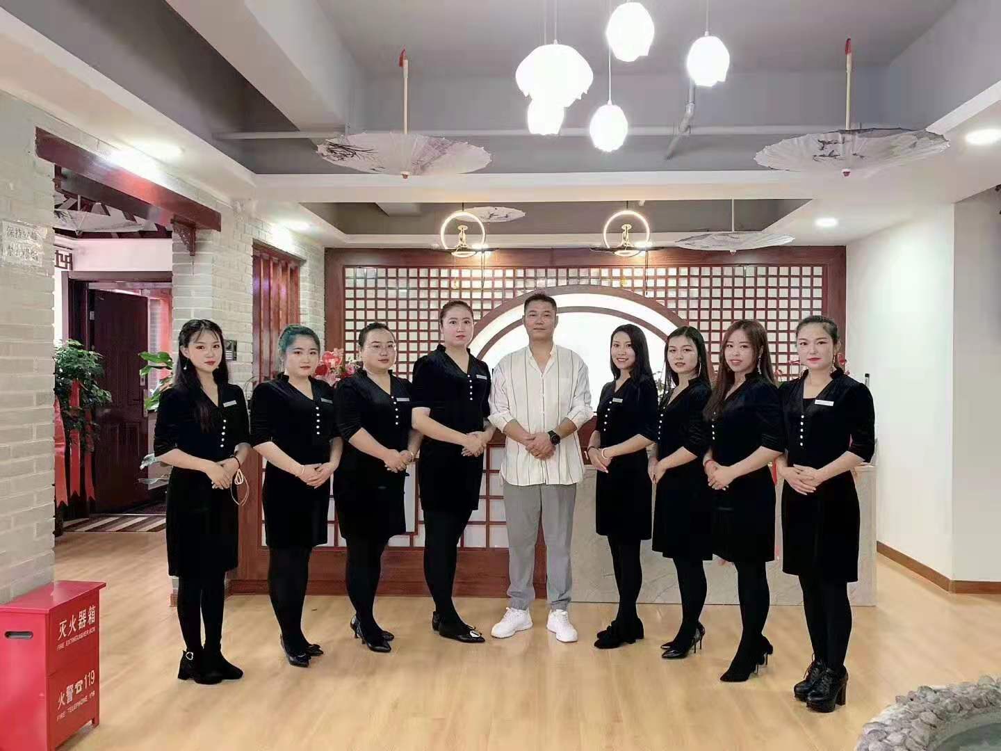 平凉陈思思古筝艺校教师节快乐——青葱岁月，感谢有你