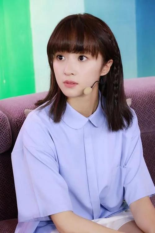 双胞胎姐妹，一个进娱乐圈一个出国留学，选择不同，人生也不同