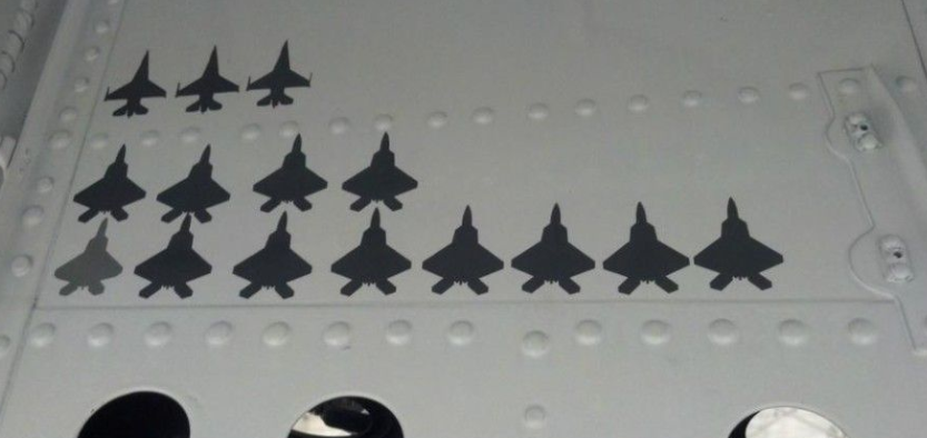 台湾省坠毁战机还有一个头衔：全球唯一能单挑F-22的二代机