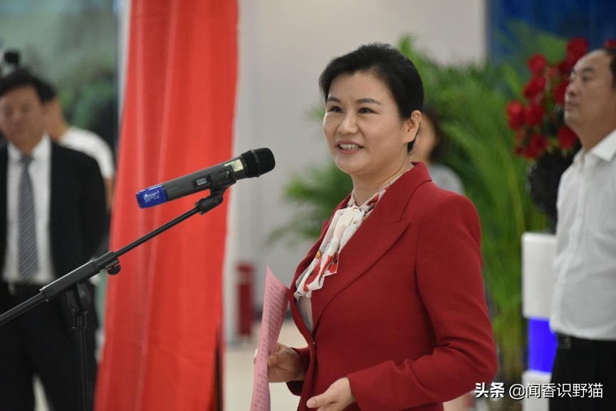 坐拥205亿的湖南女富豪，一年低调赚走14亿，外界却不知道她名字