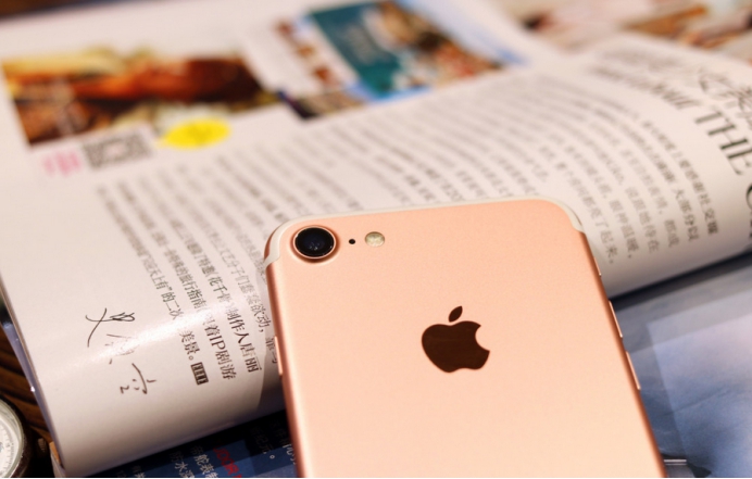 iPhone 7价钱再度下挫，比iPhone SE二代还香？