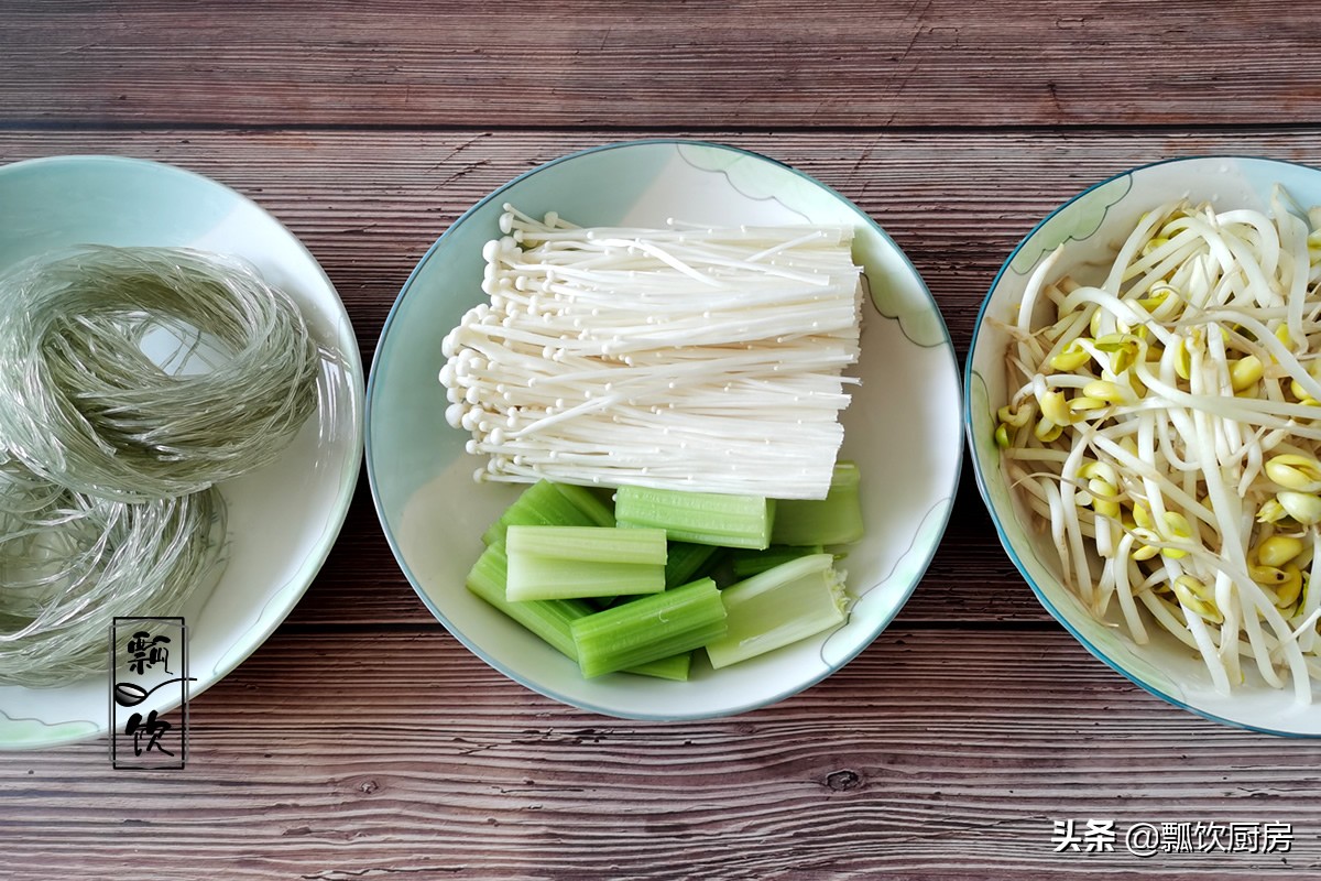 寒冷的冬天，在家做魚鍋很簡單，湯鮮味美，營養又溫暖，太喜歡了