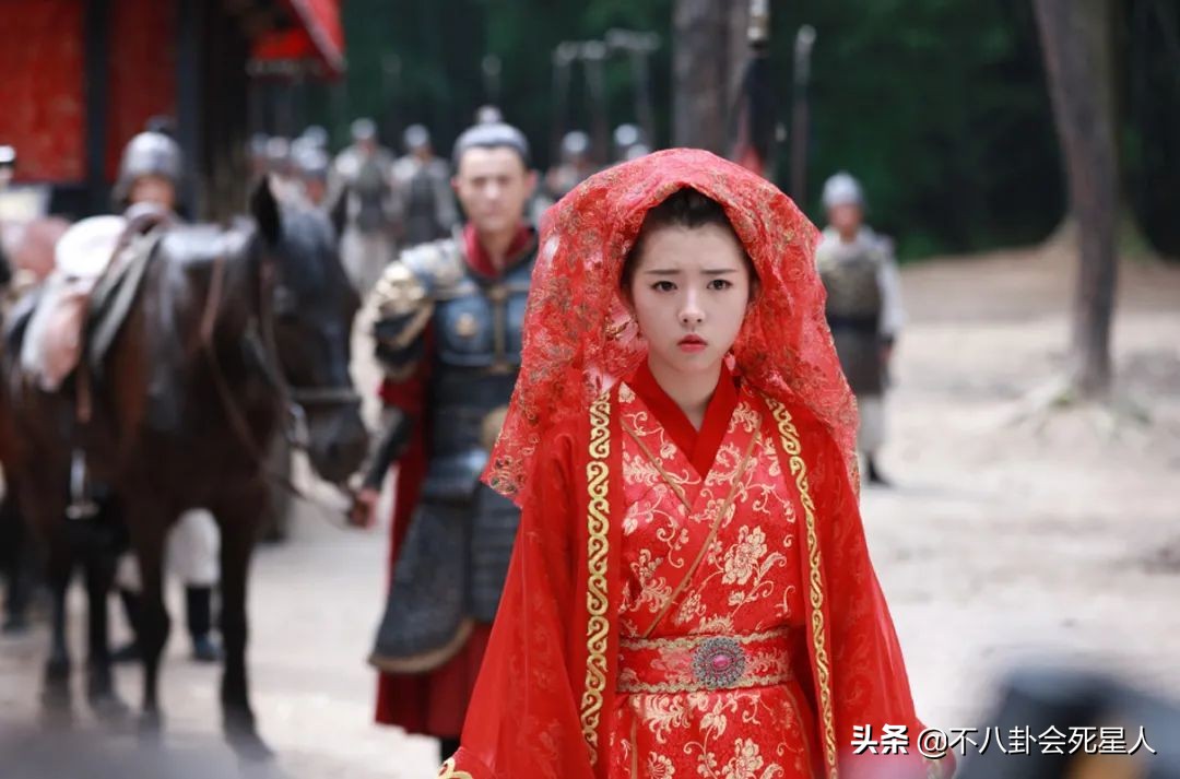 長著“丫鬟臉”撐不起女主，這7位女星告訴你，古偶女主別輕易演