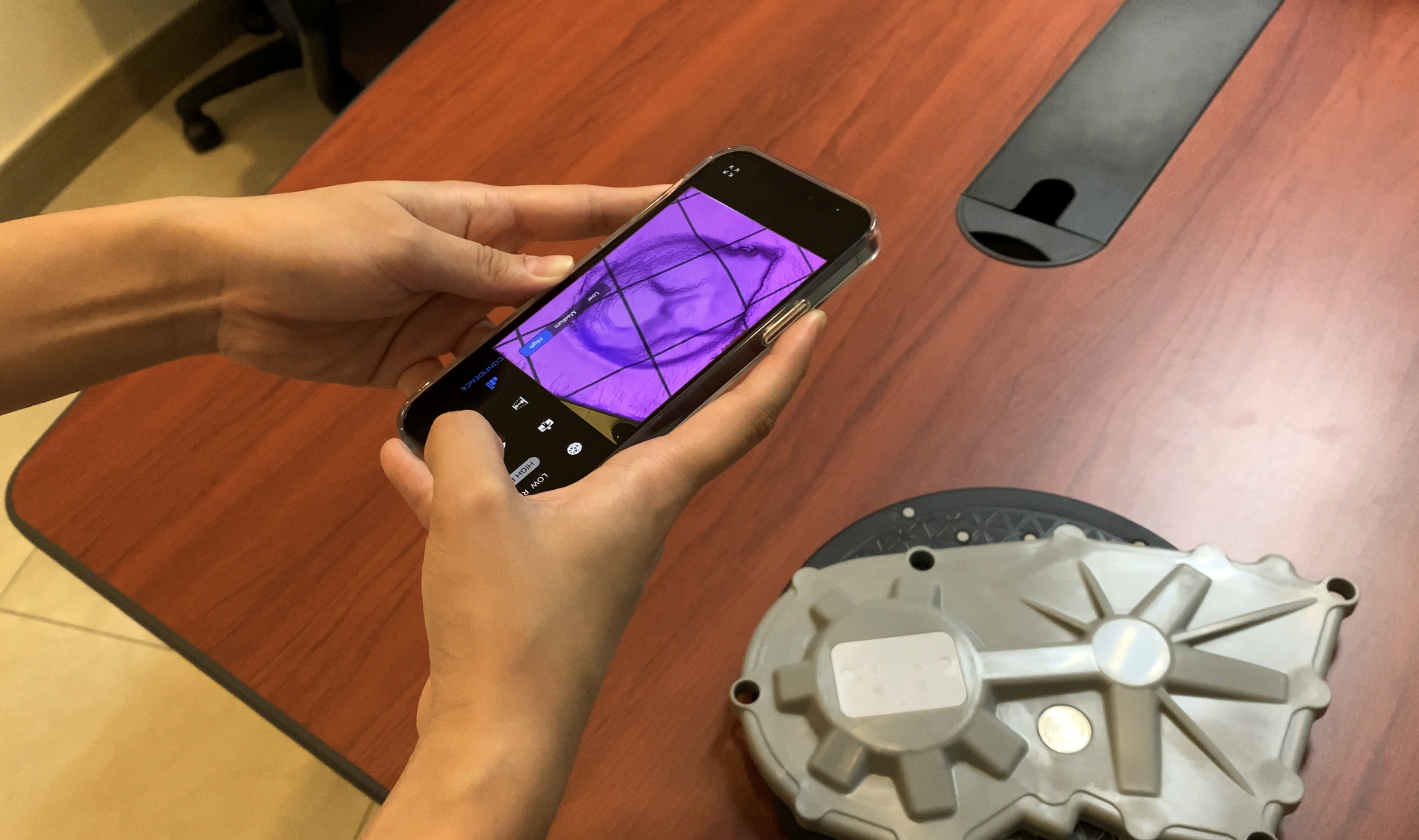 直击工程师以iPhone 12 Pro制图：比三星S20更好