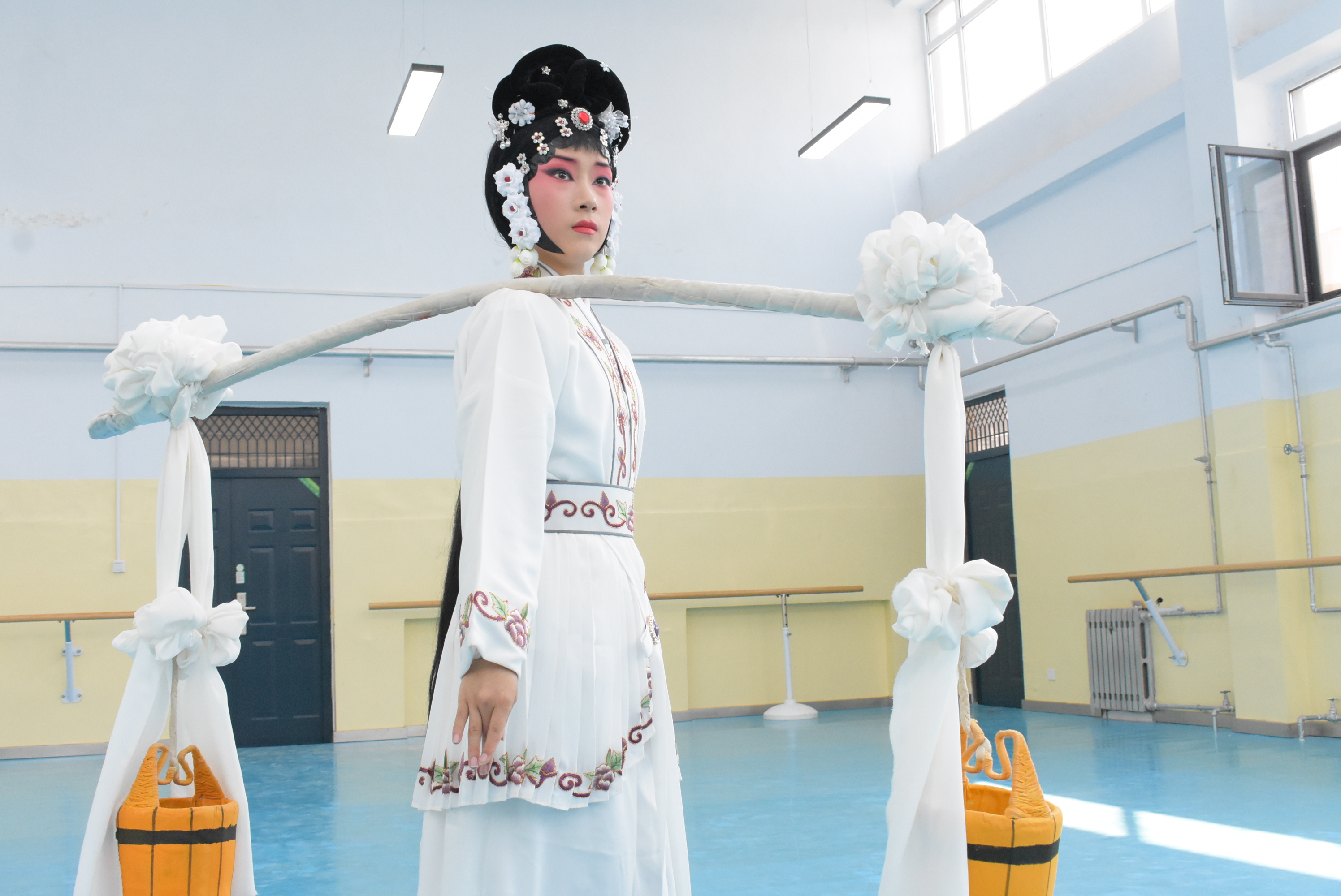 妙曼舞姿经典再现！运城艺校：突出专业特色，提高人才培养质量