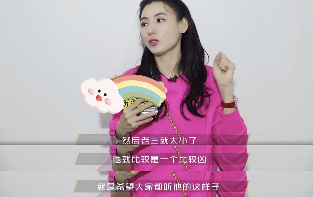 张柏芝首谈三个儿子性格，老三霸道老二阳光，老大安静爱弹吉他