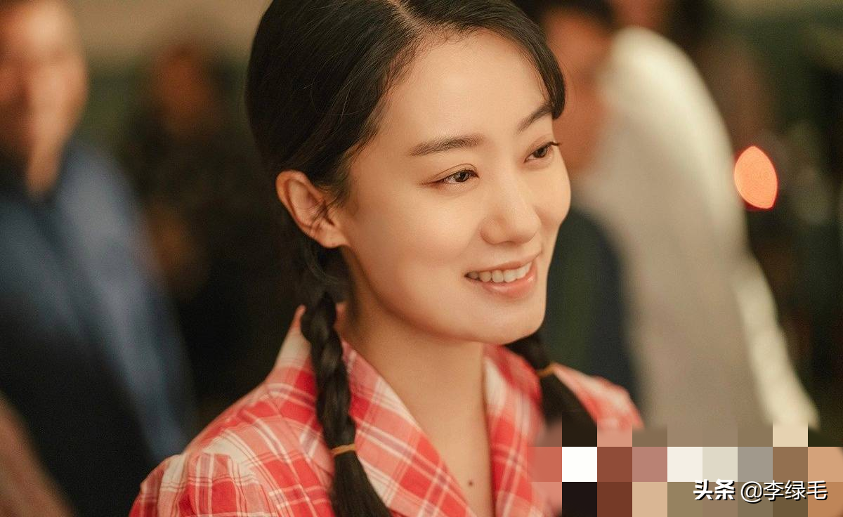 同1个宿舍4个女星的4种活法：张小斐、杨幂、袁姗姗、焦俊艳