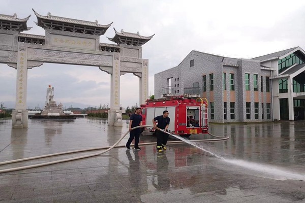 江西于都消防开展“我为群众办实事”实践活动——“保文创卫”
