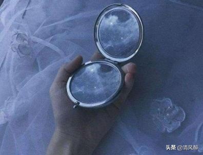 春暖花开的唯美句子：淡看流年烟火，细品岁月静好图片