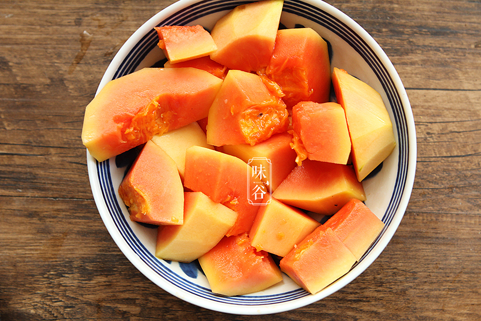 夏天遇到这瓜别手软，用来煲汤清润可口，皮肤水当当，比敷面膜强