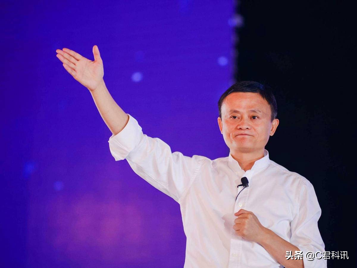 绕过阿里腾讯，央行这次找上了京东，刘强东为