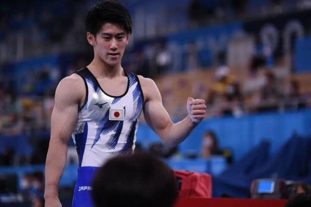 国际体联成大笑话，菲律宾选手为肖若腾加戏，日本奥组委一脸尴尬