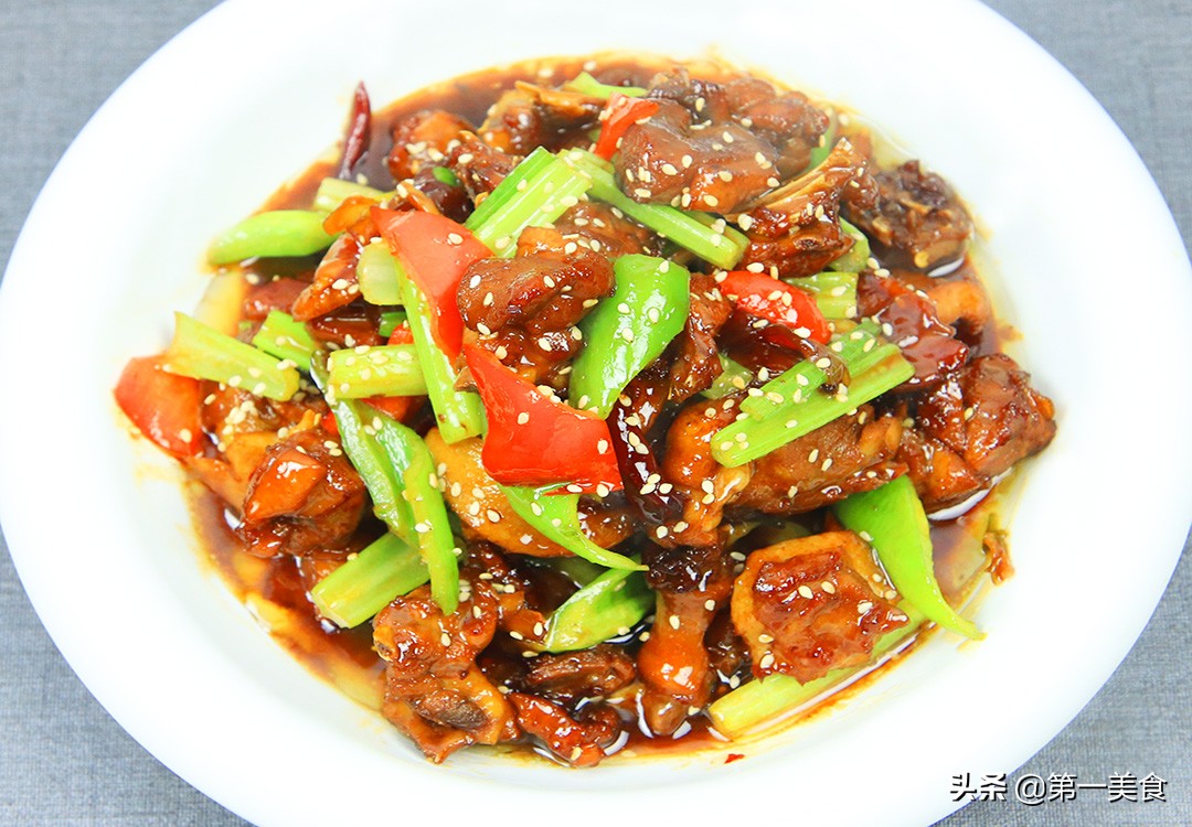 啤酒鸭很多人都做错了，厨师长教你几个技巧，飘香四溢，味道鲜美