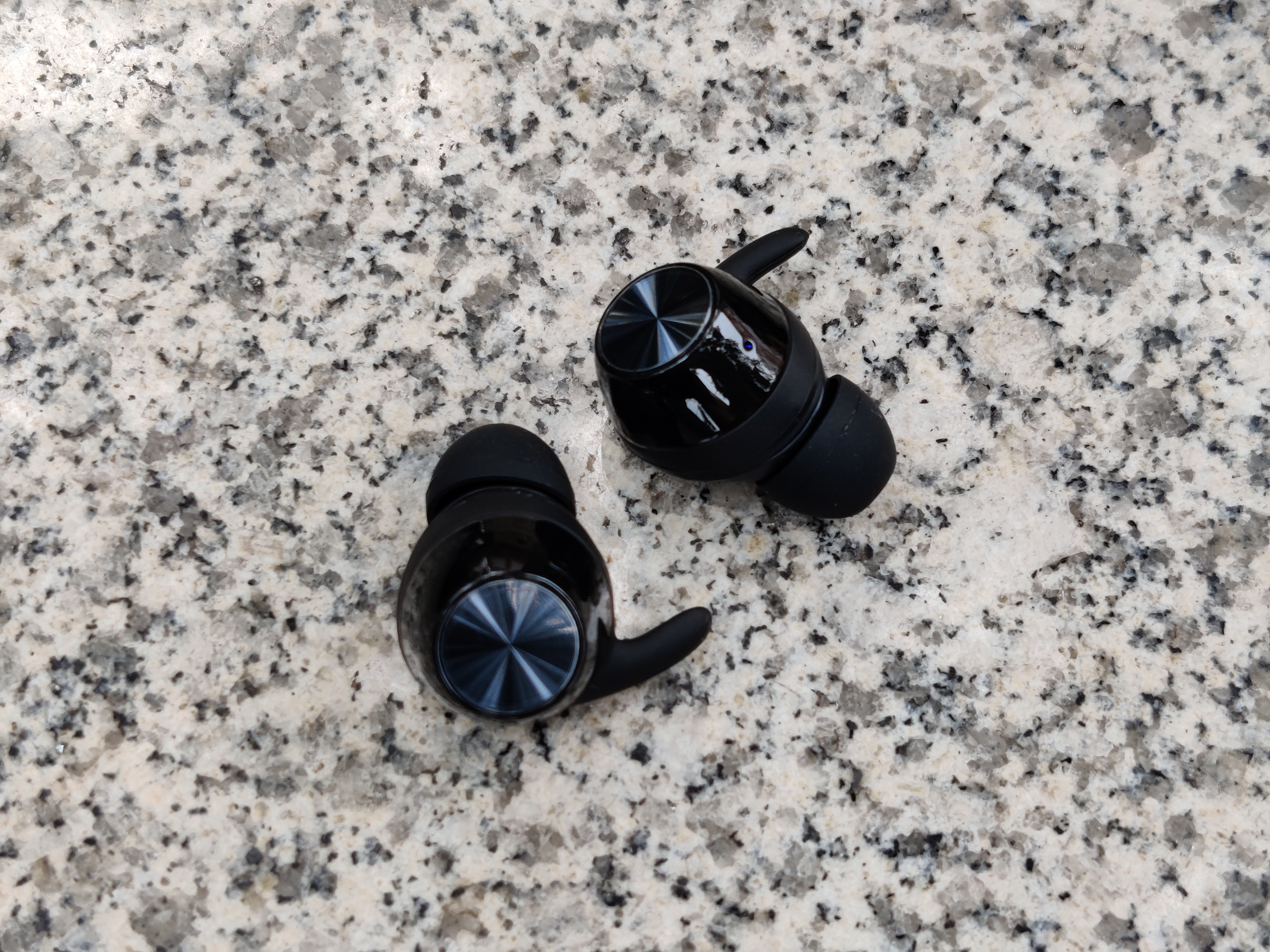 西圣Ares蓝牙耳机：低价高分真无线新体验