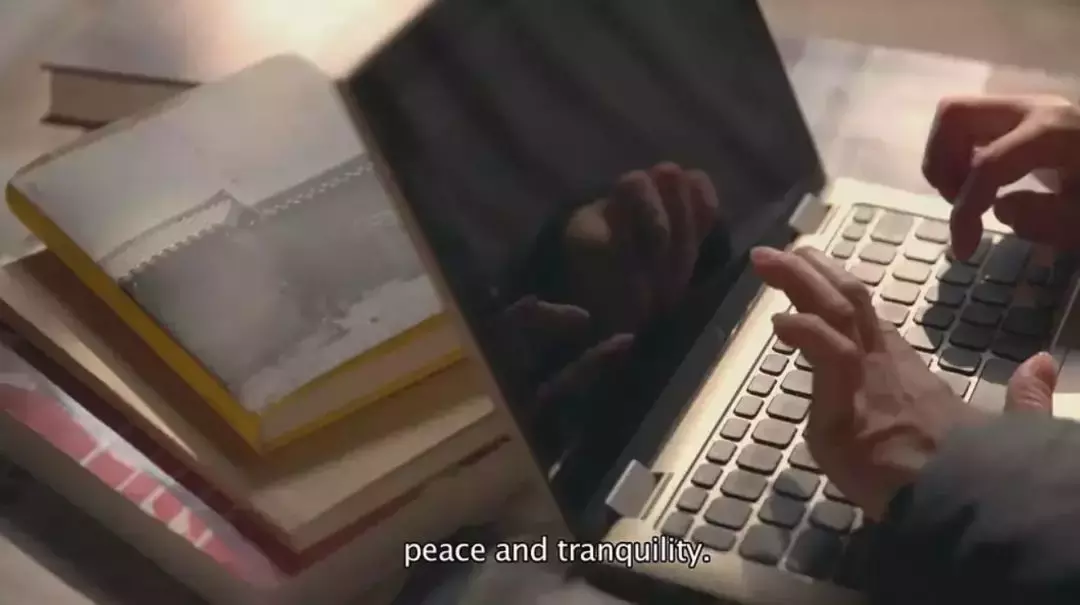 穿过大半个中国去睡你,脑瘫女诗人的逆袭人生