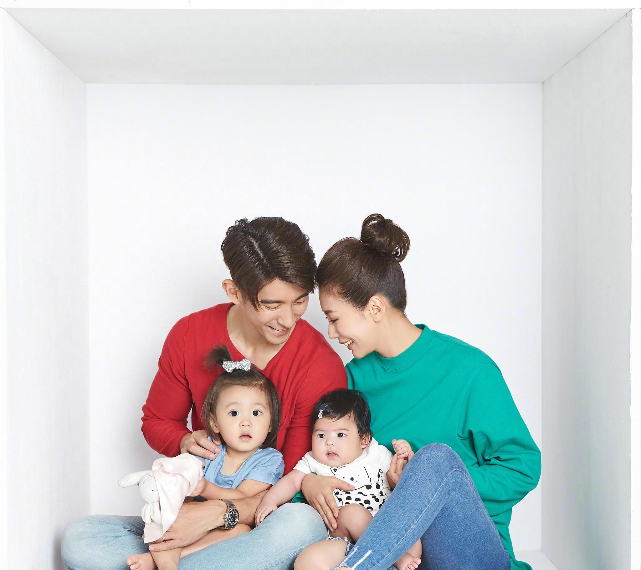 47歲賈靜雯宣布封肚，有三個女兒已知足，翻白眼否認追生第四胎