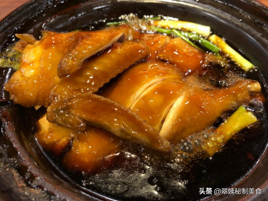 Cantonese soy chicken with bright color and tender meat, simple steps, you are worth a try