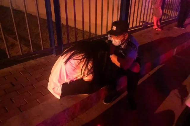 重大事件！山东济南一女子跳桥自杀，救援现场